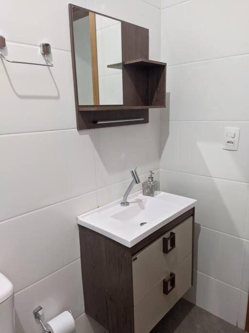 Вилла Aconchegante Casa Na Represa. Itai  Экстерьер фото