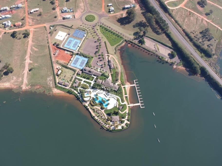 Вилла Aconchegante Casa Na Represa. Itai  Экстерьер фото